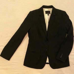 BR Blazer;size 8;incredibly sharp w/light pinstriped interior EUC